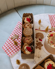 Load image into Gallery viewer, North Pole Bakery X Flour Cupcake Box of 5