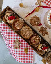 Load image into Gallery viewer, North Pole Bakery X Flour Cupcake Box of 5