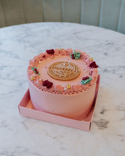 Load image into Gallery viewer, Little boxed cake