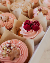 Load image into Gallery viewer, Cupcake Box (multiple size options)