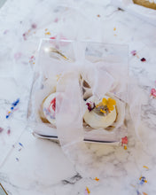 Load image into Gallery viewer, Cupcake box (multiple size options)