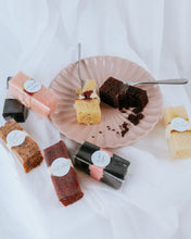 Load image into Gallery viewer, Wedding tasting box