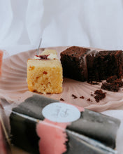 Load image into Gallery viewer, Wedding tasting box