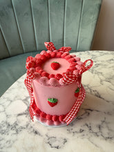 Load image into Gallery viewer, Spring/Summer Cake Decorating Workshop (Beginner/Intermediate level)