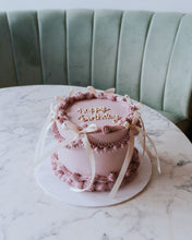 Load image into Gallery viewer, Signature vintage