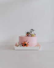 Load image into Gallery viewer, Halloween Mini Cake