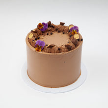 Load image into Gallery viewer, Malted Chocolate Cheesecake Cake