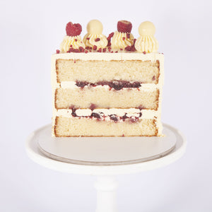 WHITE CHOCOLATE & RASPBERRY CAKE