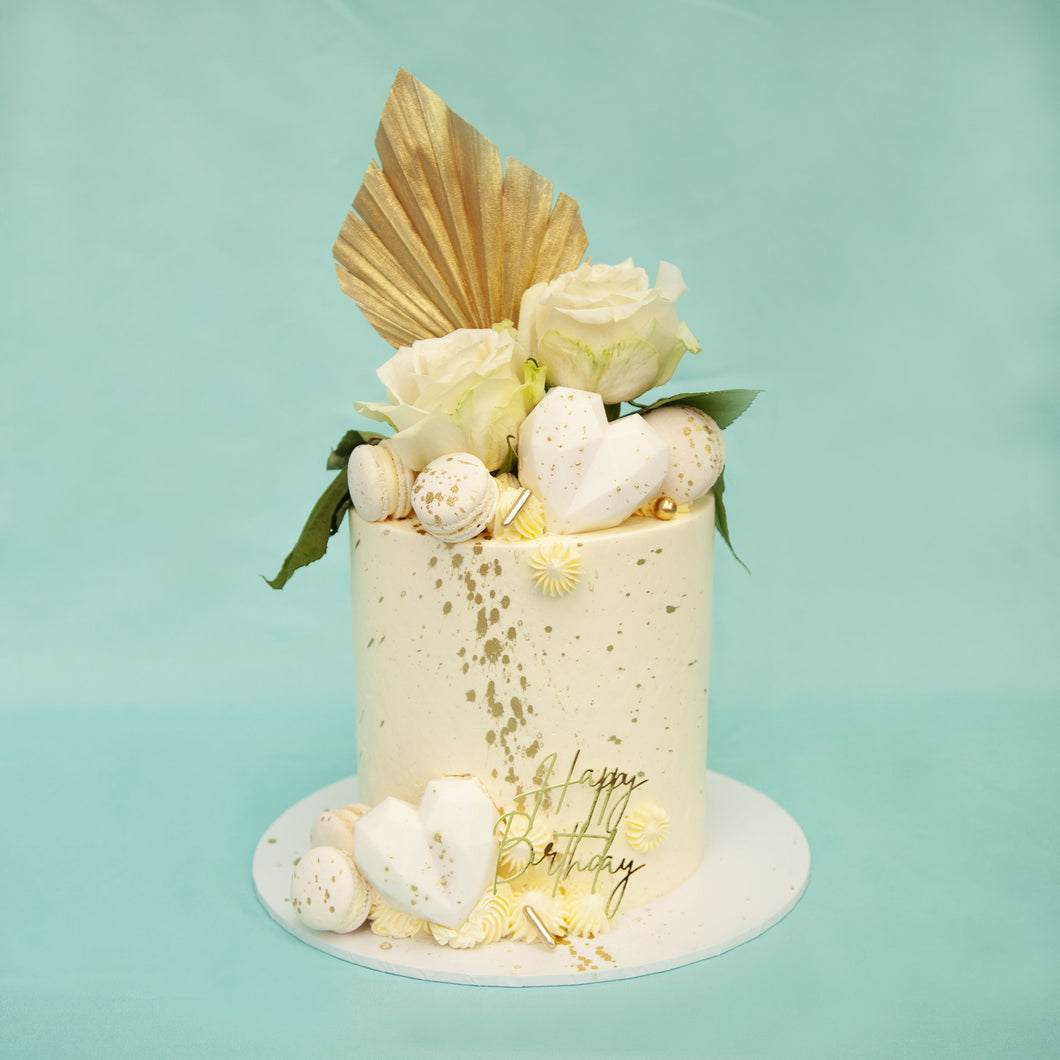 Natural White Mad hatter